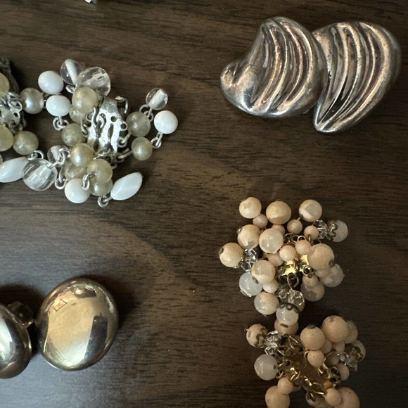 Lot (16) Vintage Clip On + Screw Back Earrings: Beaded Cluster Dangle More! - Picture 9 of 16